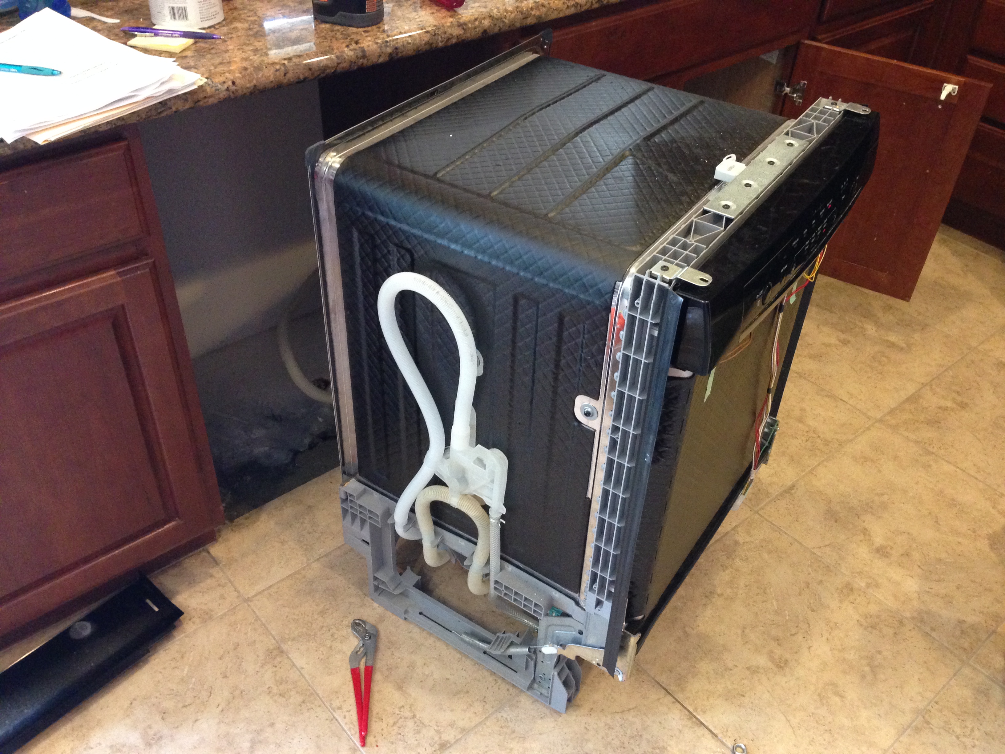 bosch-dishwasher-not-draining-leaving-standing-water-after-the-wash